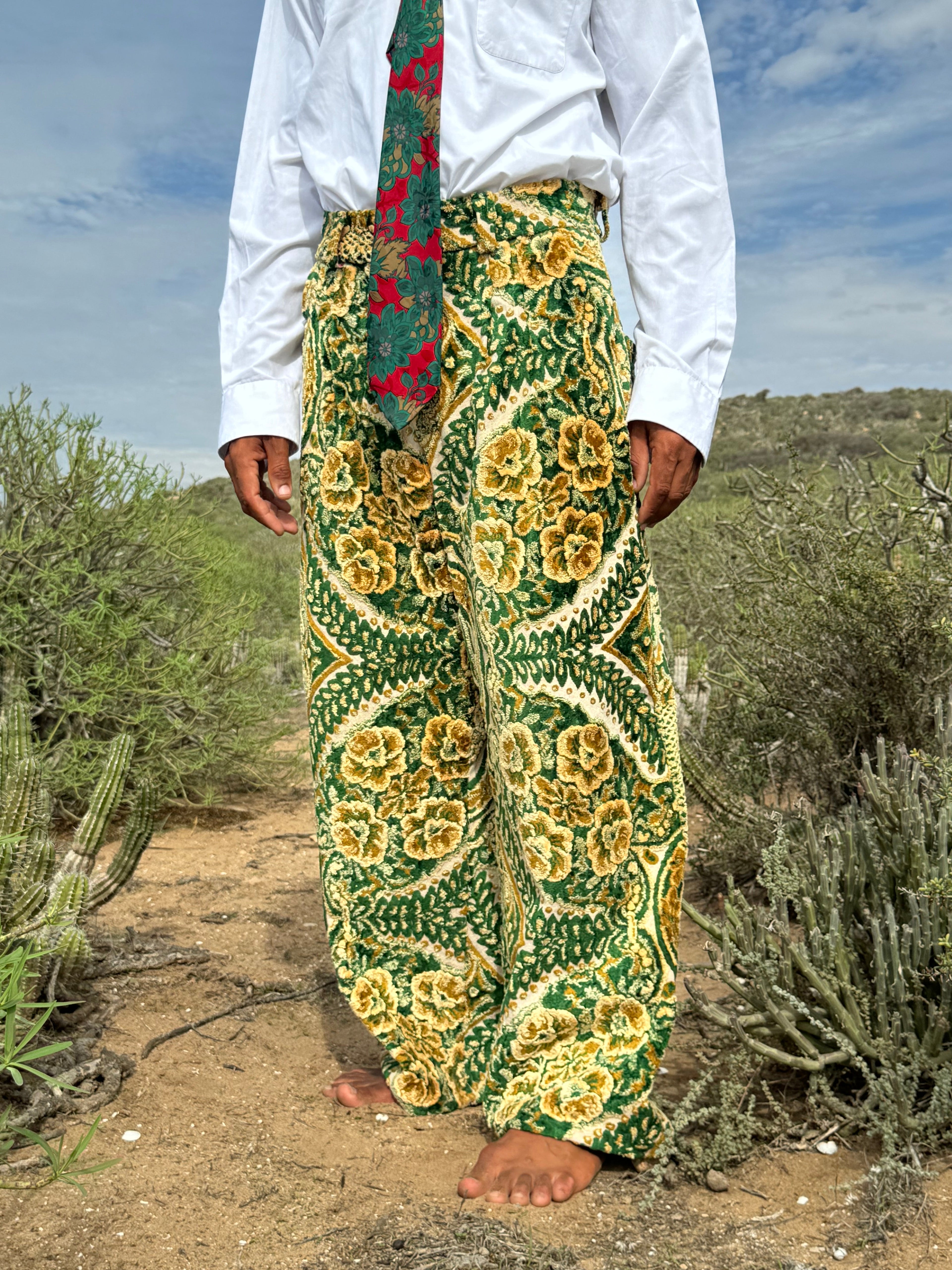 CARPET PANTS