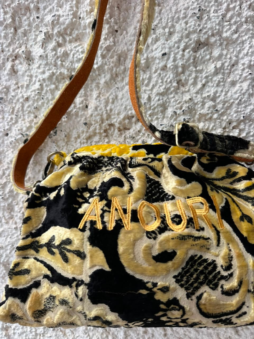 Anouri Original Royal yellow&black Carpet Wrist Bag