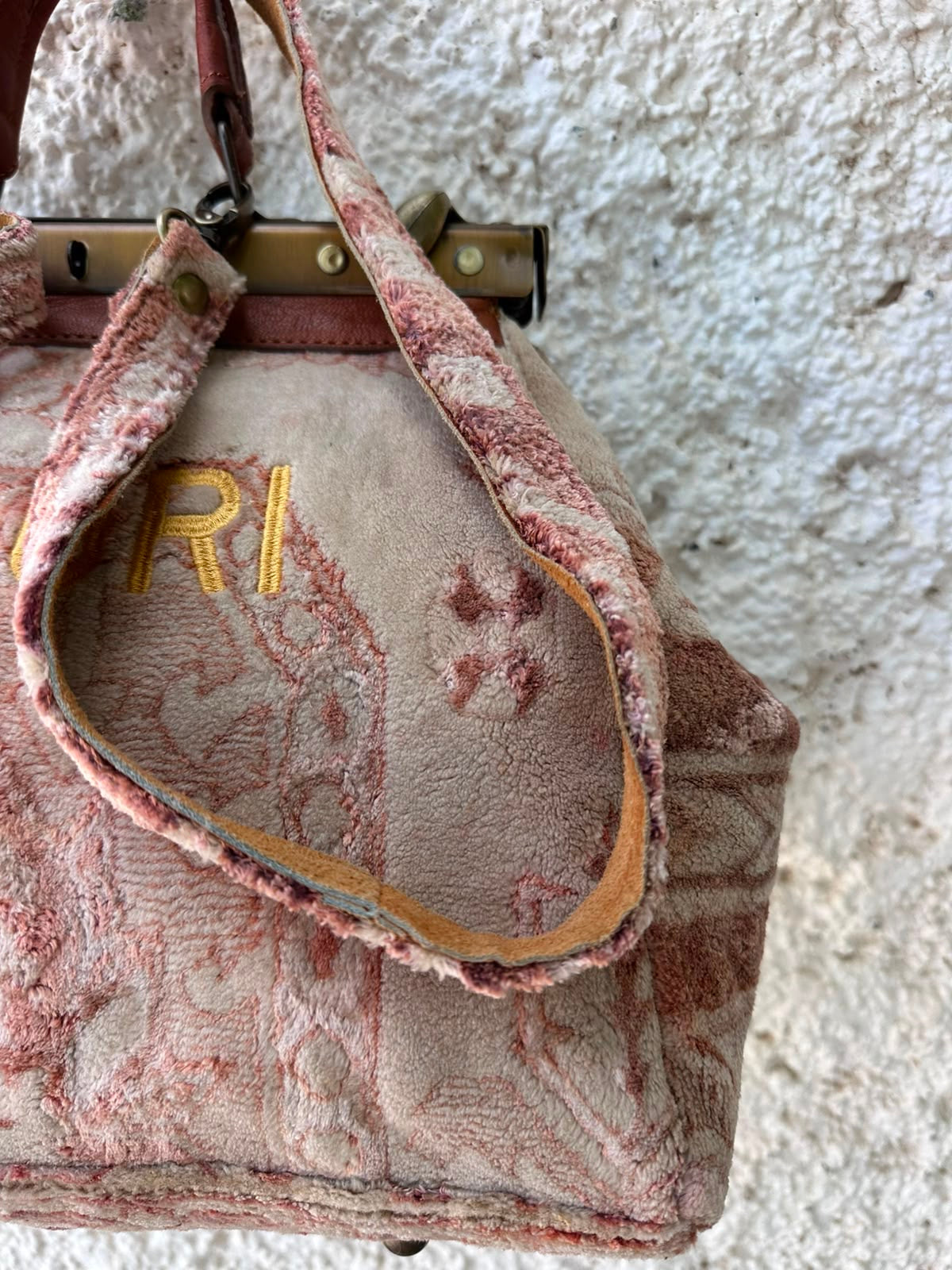 Anouri Original Emerald Heritage Frame pink  colour Carpet Bag