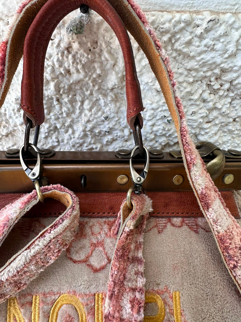 Anouri Original Emerald Heritage Frame pink  colour Carpet Bag