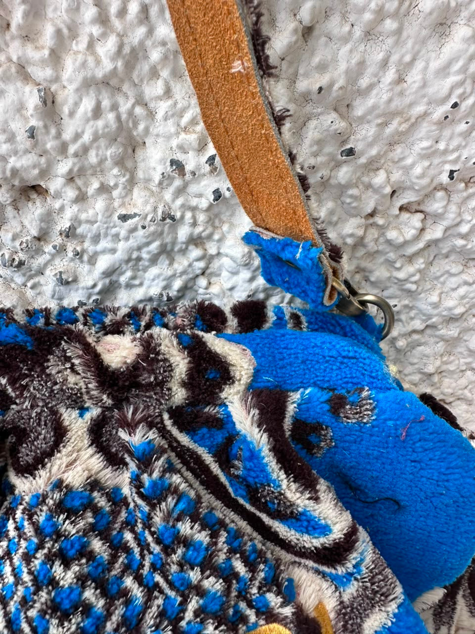Anouri Original Royal blue & black Carpet Wrist Bag