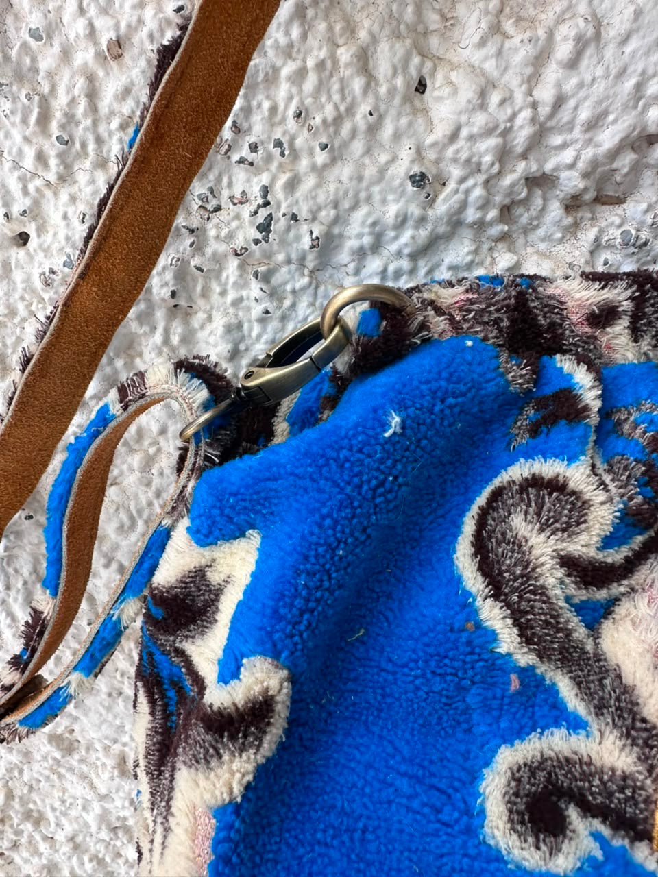Anouri Original Royal blue & black Carpet Wrist Bag