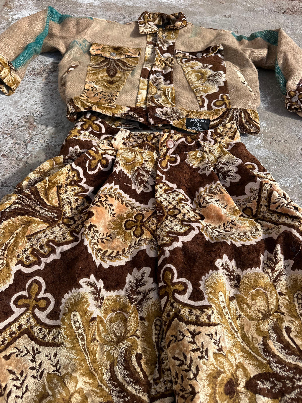 Moroccan hand made unique burlap and brown Carpet and burlap set UNISEX