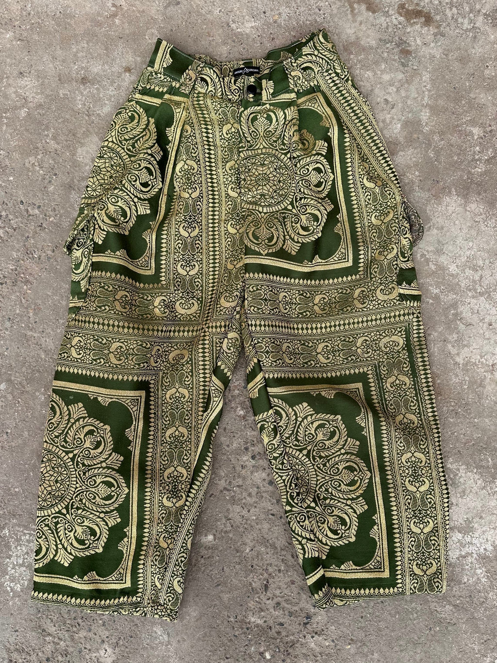 Anouris Original PANT with wide legs with two pockets  side green print “Carpet” UNISEX