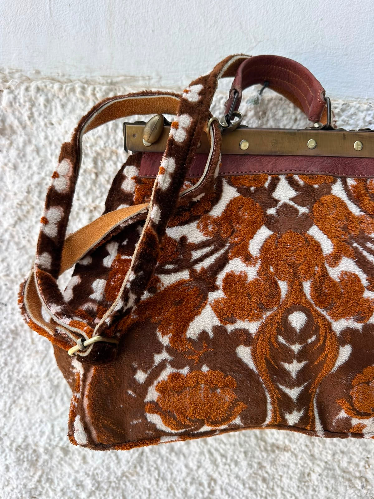 Anouri Original Emerald Heritage Frame brown colour Carpet Bag