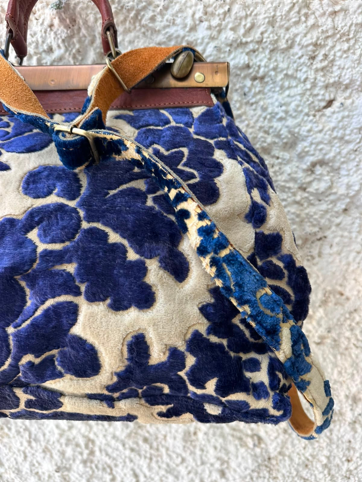 Anouri Original Emerald Heritage Frame blue colour Carpet Bag