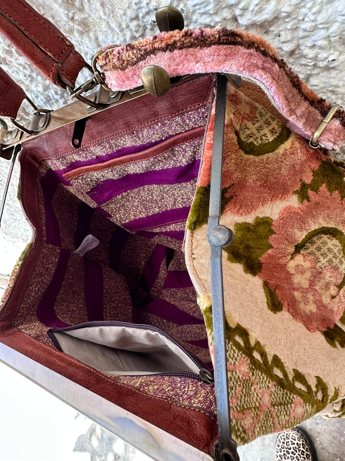 Anouri Original Emerald Heritage Frame pink & green colour Carpet Bag
