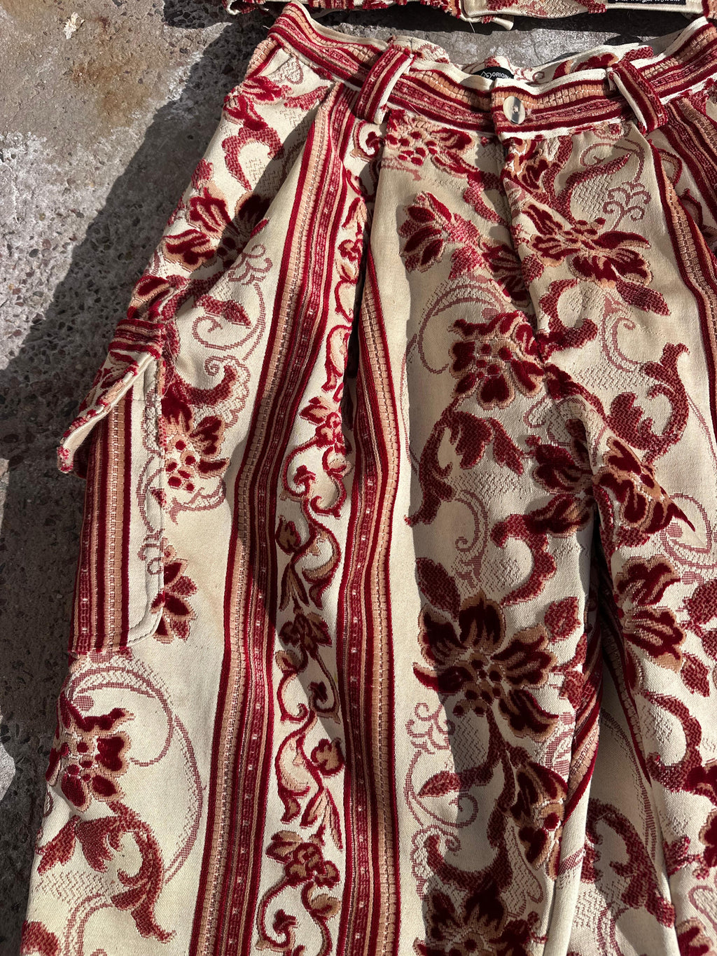 Moroccan hand made unique red Carpet and burlap set UNISEX