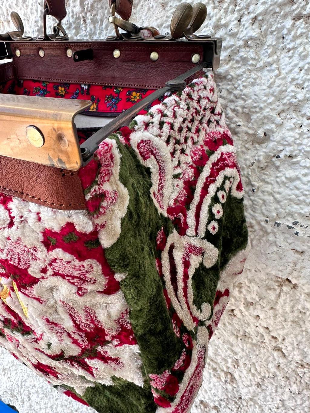 Anouri Original Emerald Heritage Frame green & red  colour Carpet Bag
