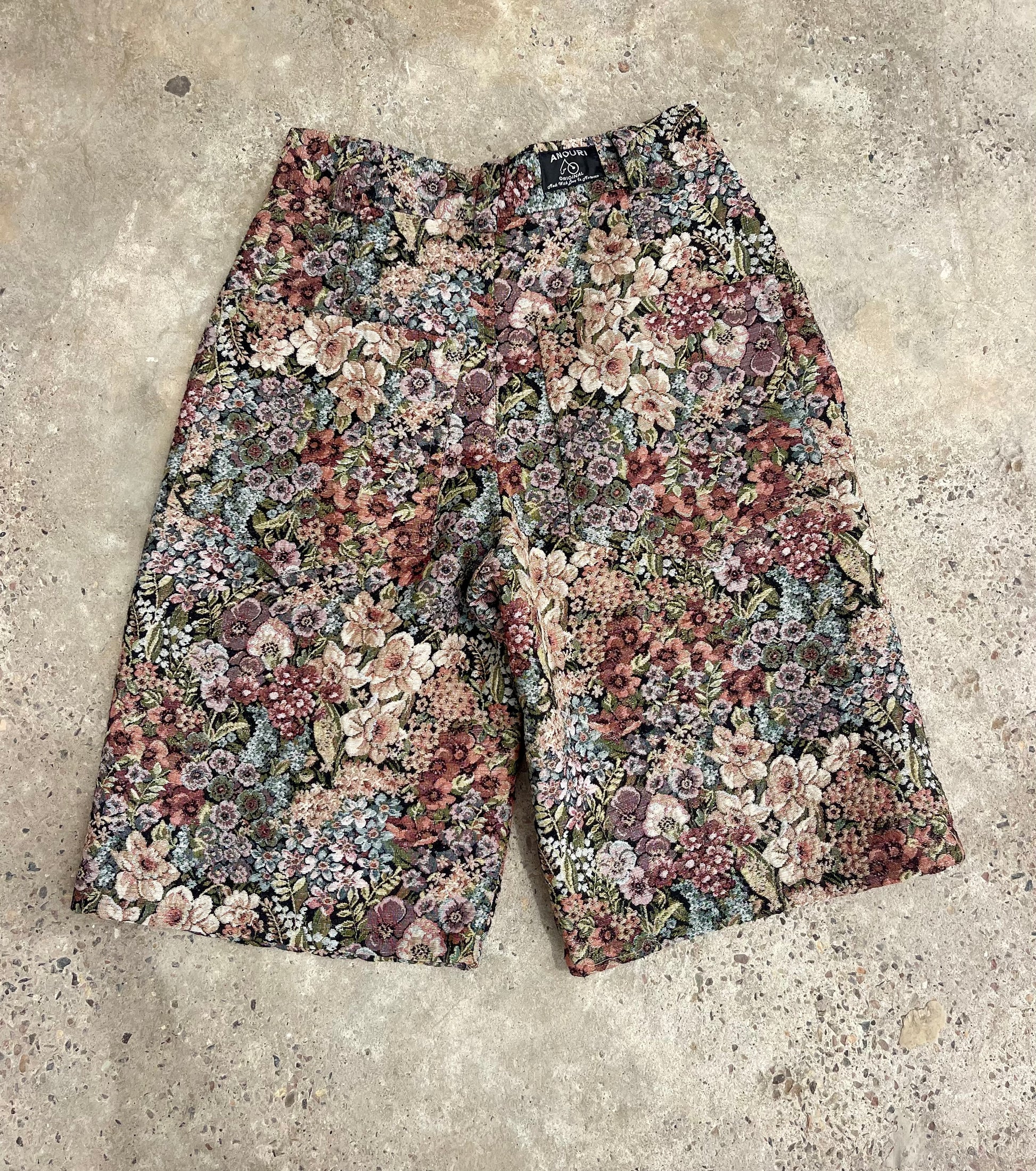 Anouris Original SHORT with wide legs Floral print “Carpet” UNISEX
